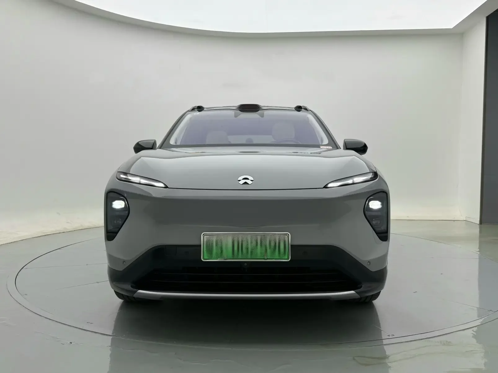 NIO ES7  из Китая