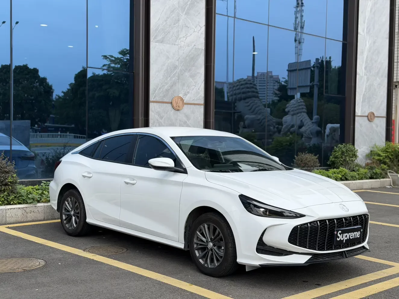 MG 5