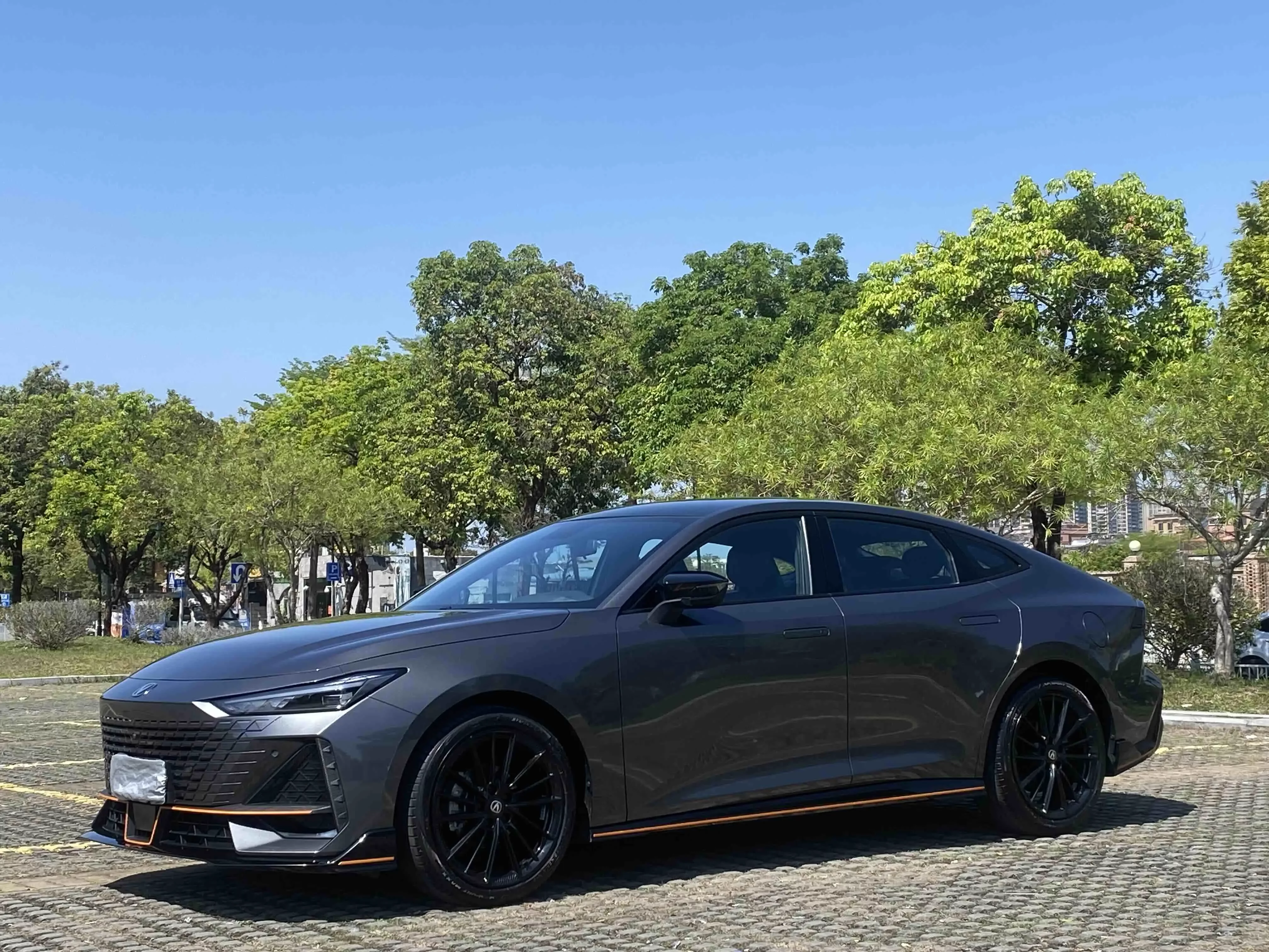 Changan UNI-V