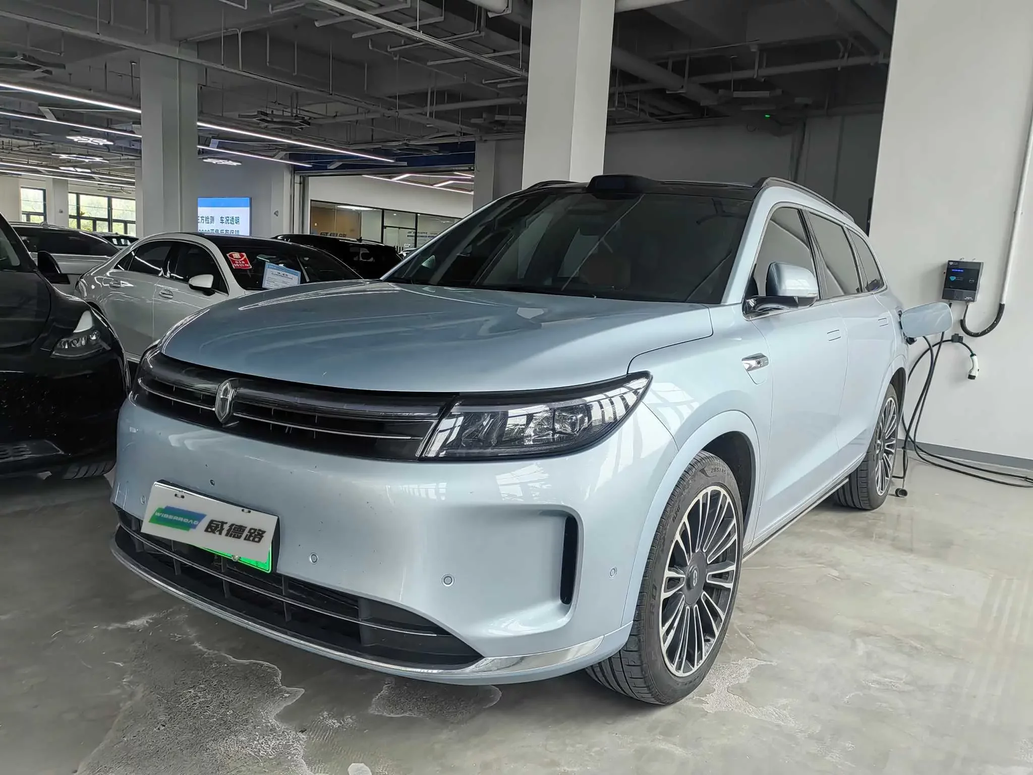 AITO M7