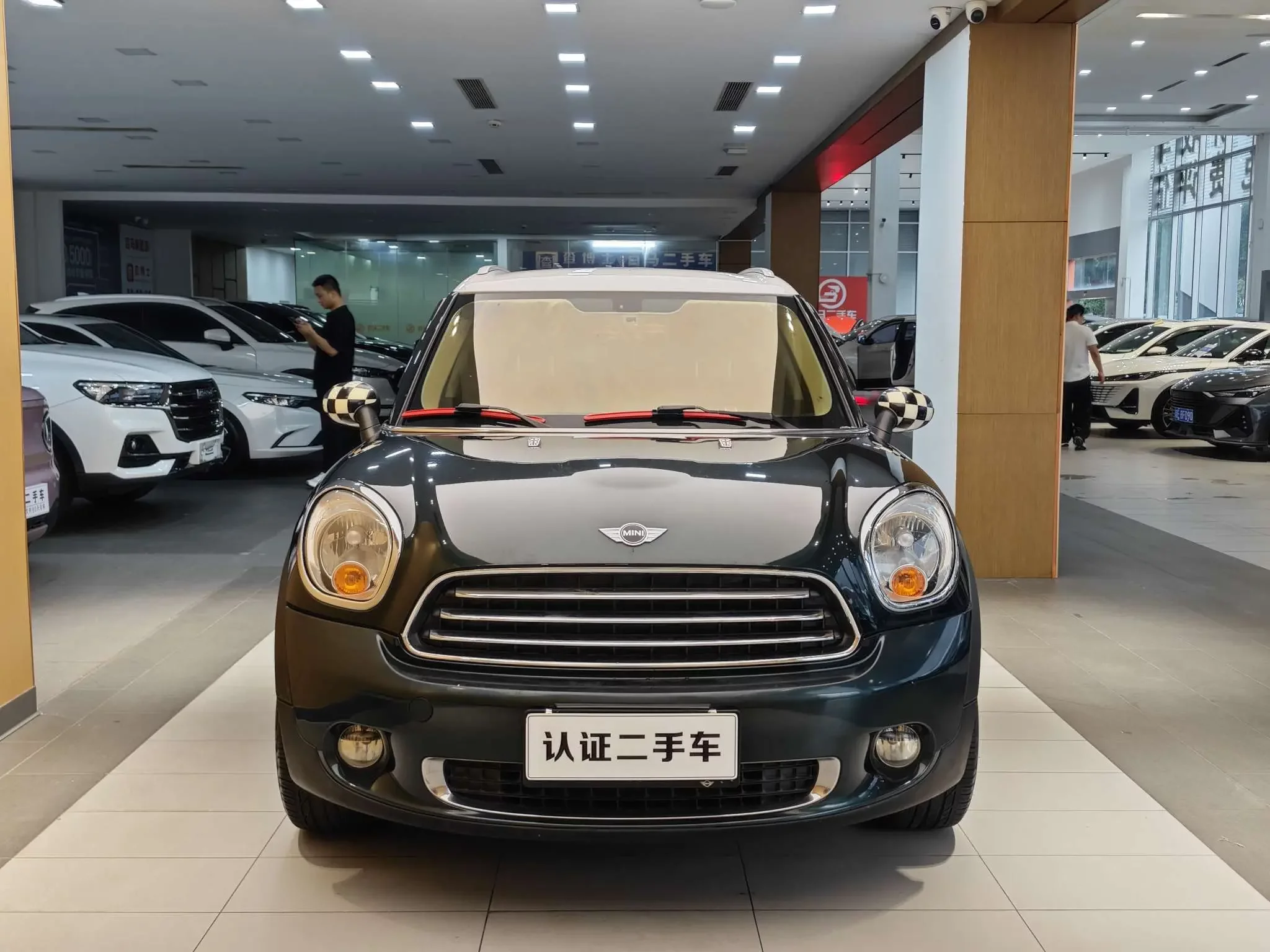 MINI COUNTRYMAN