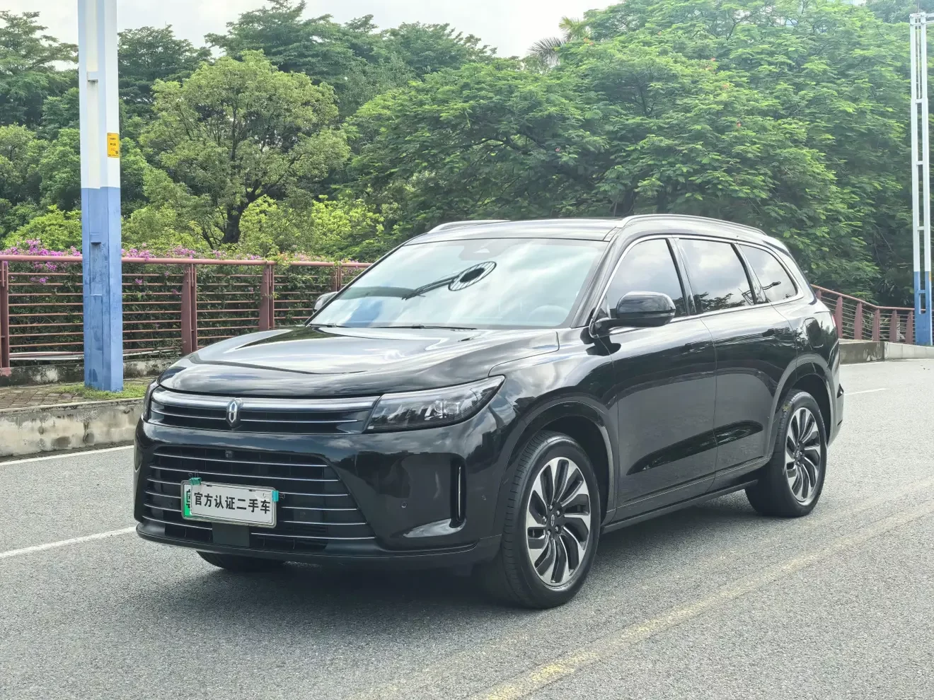 AITO M7