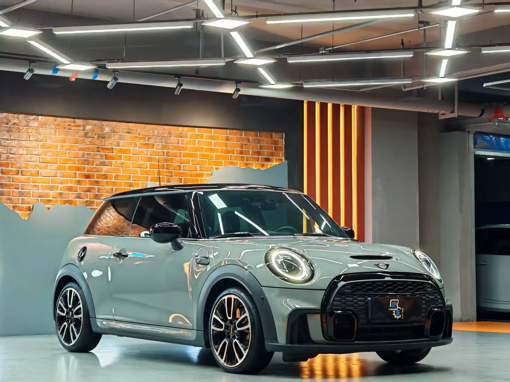 MINI 