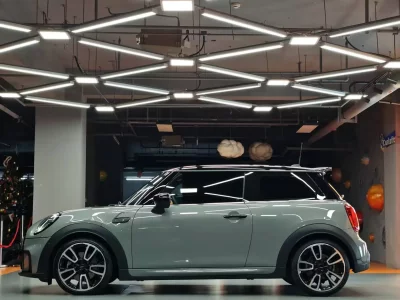 MINI 