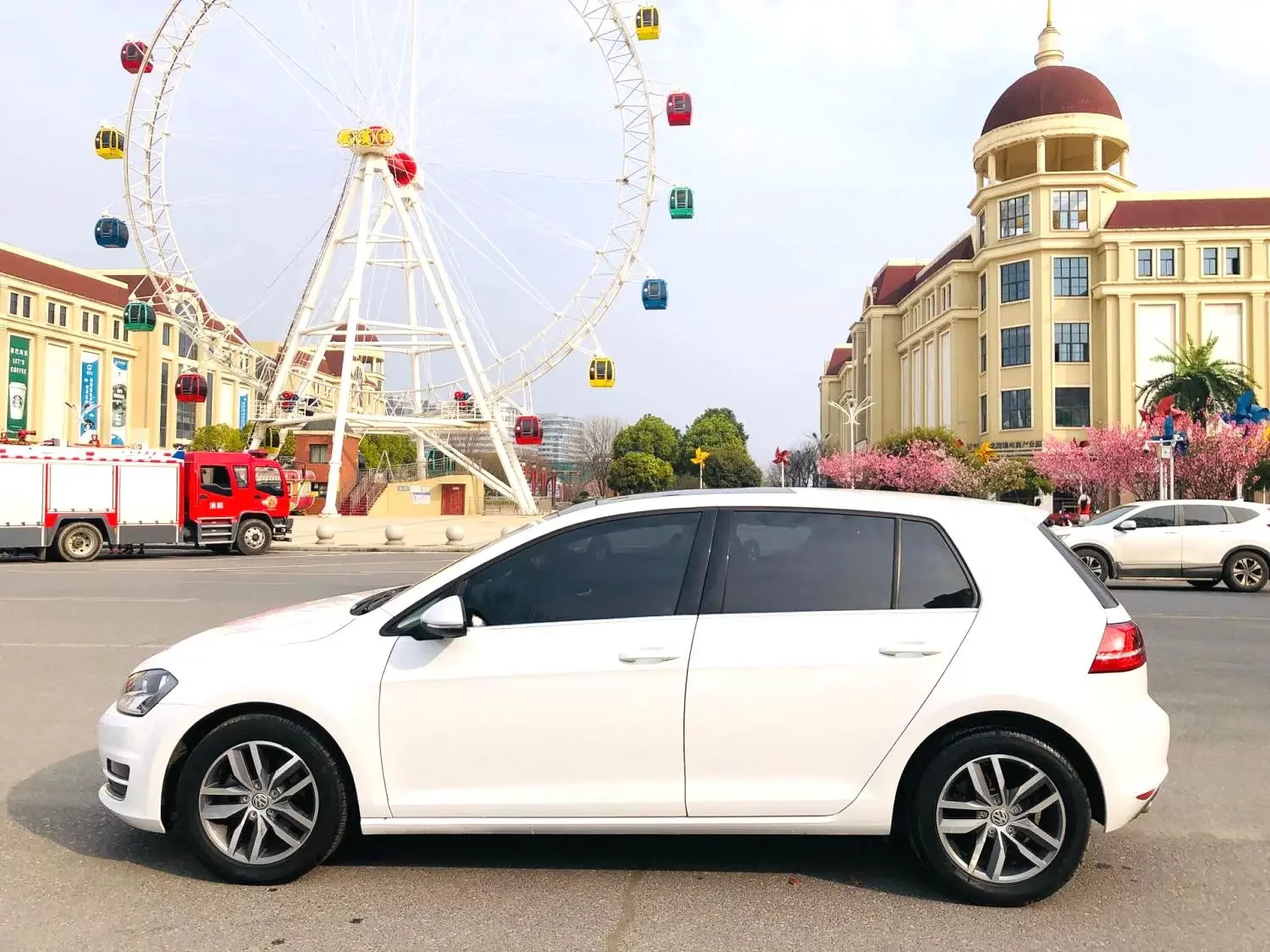 Volkswagen golf
