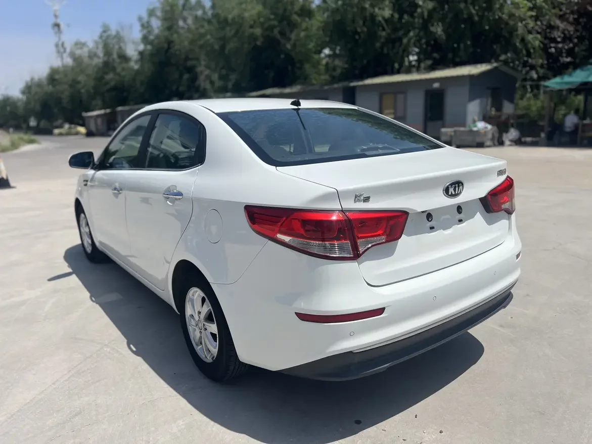 Kia K2