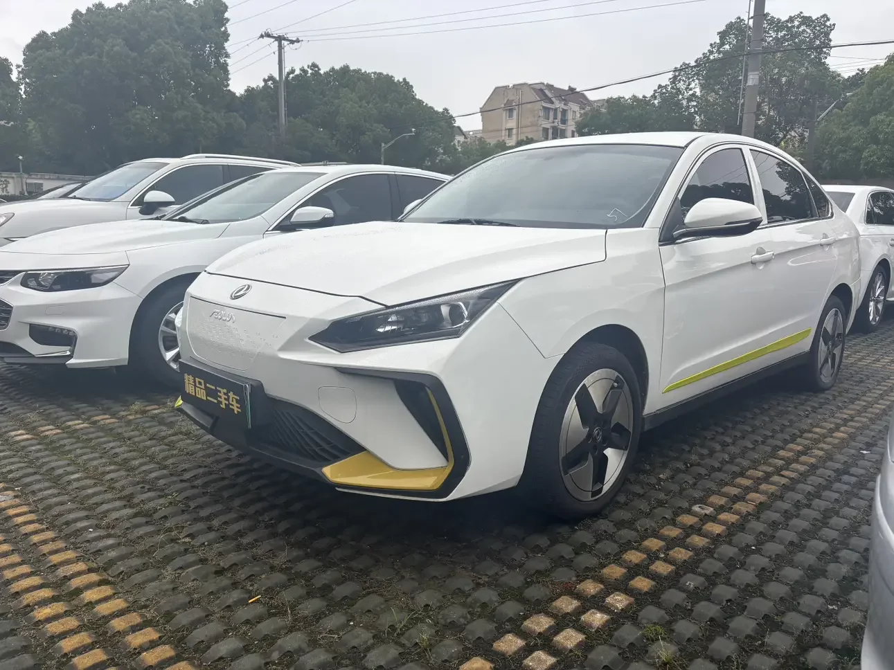 Dongfeng Fengshen E70