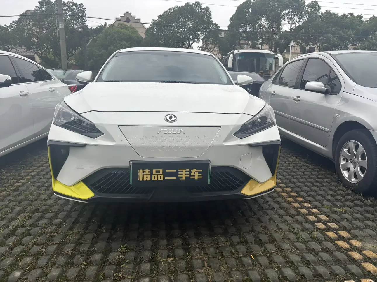 Dongfeng Fengshen E70