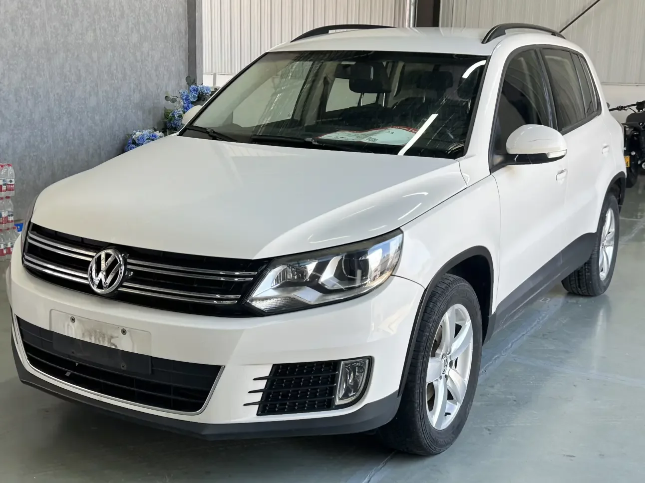 Volkswagen Tiguan (Tharu)