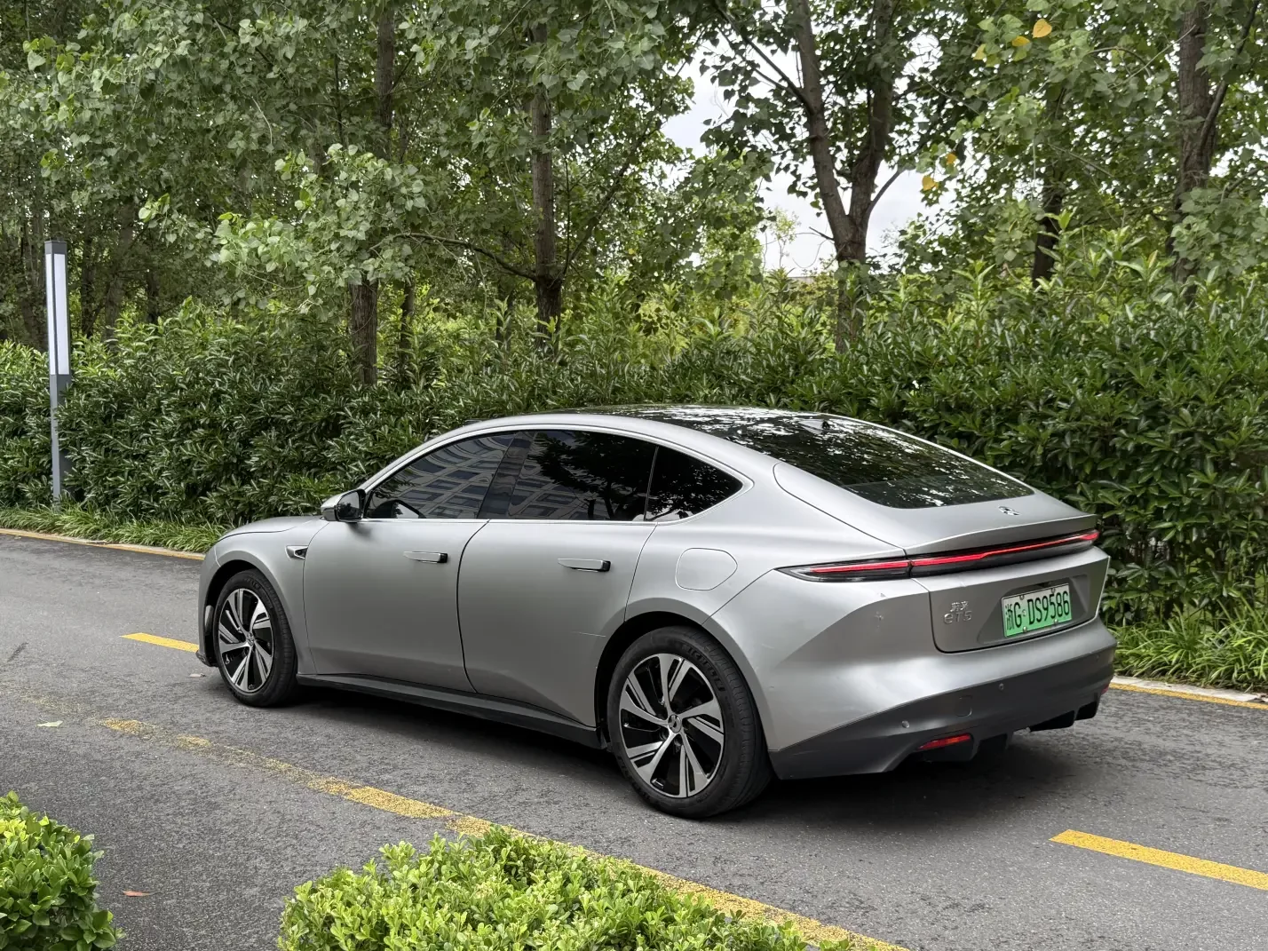NIO ET5