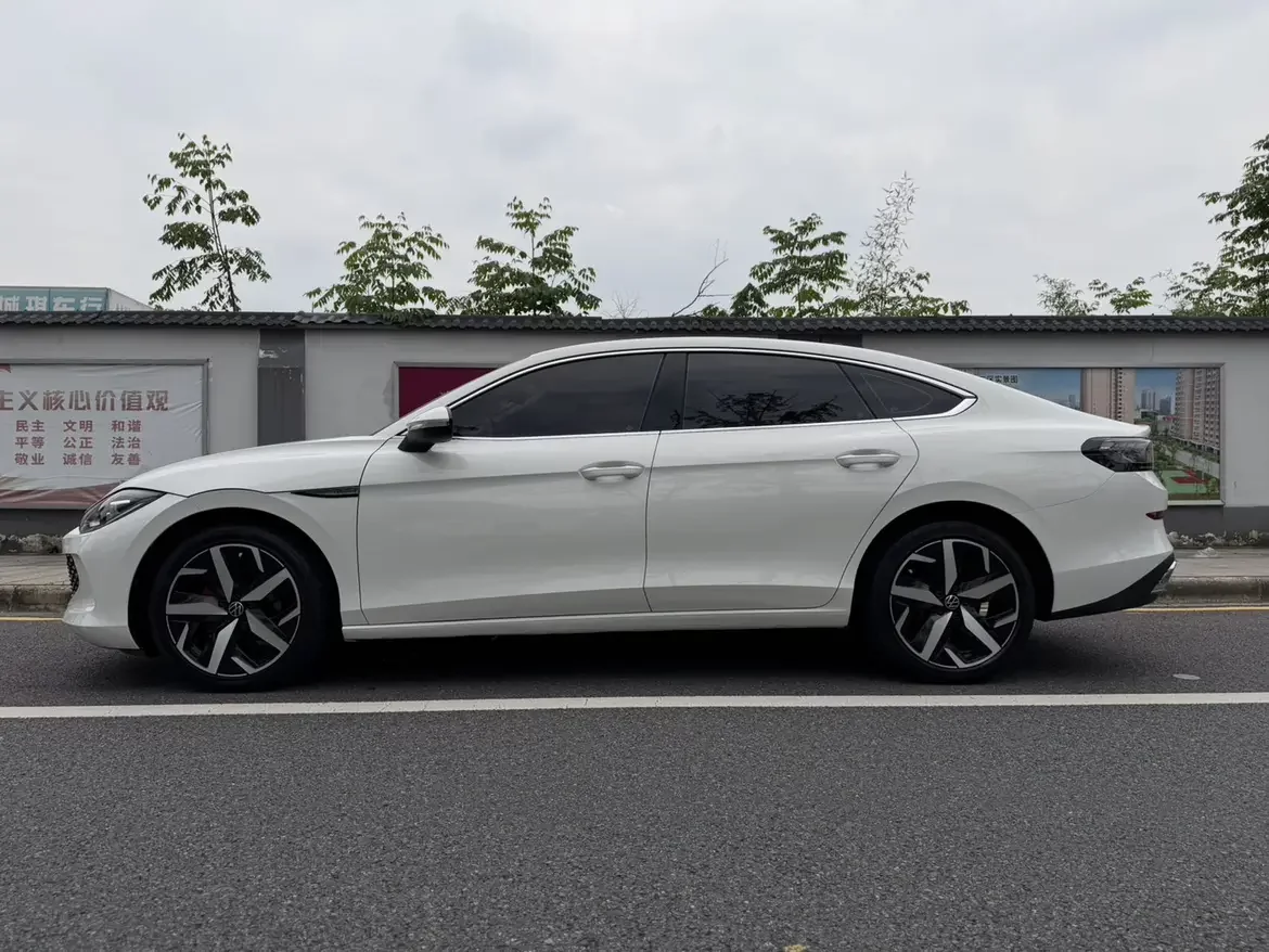 Volkswagen Lamando