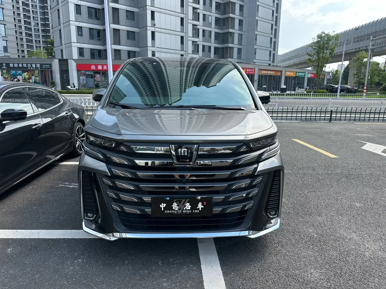 Toyota Crown Wellfire