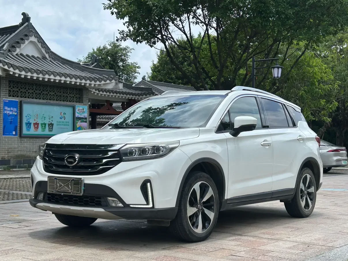 GAC Trumpchi GS4
