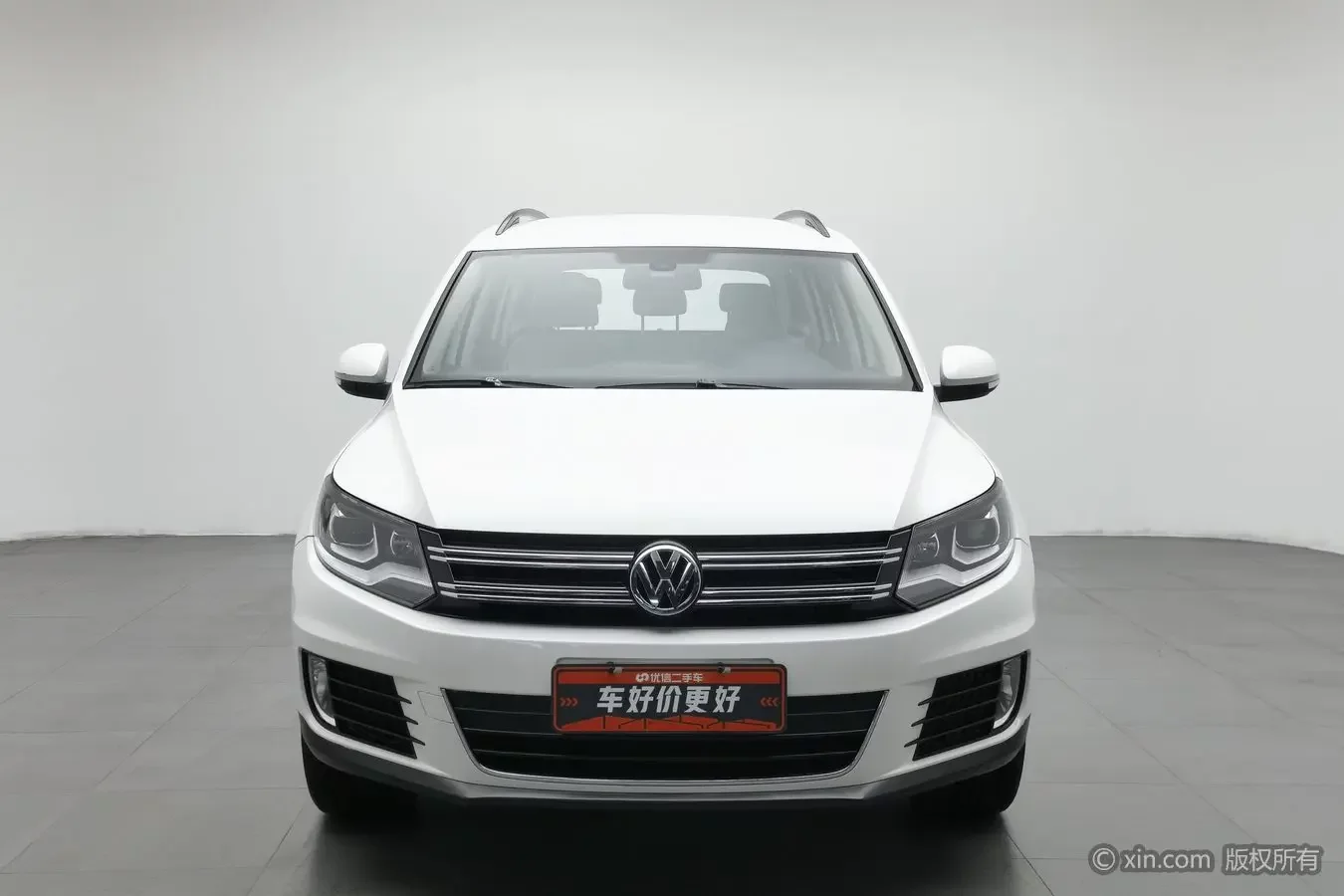 Volkswagen Tiguan (Tharu)