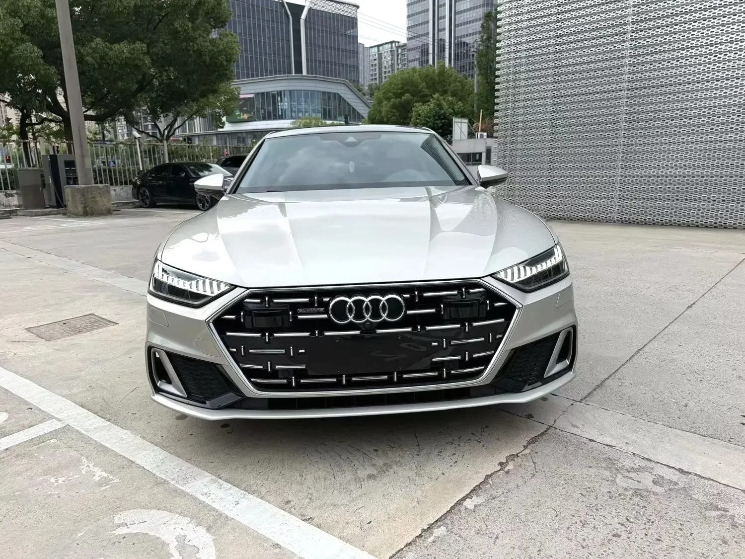 Audi A7L