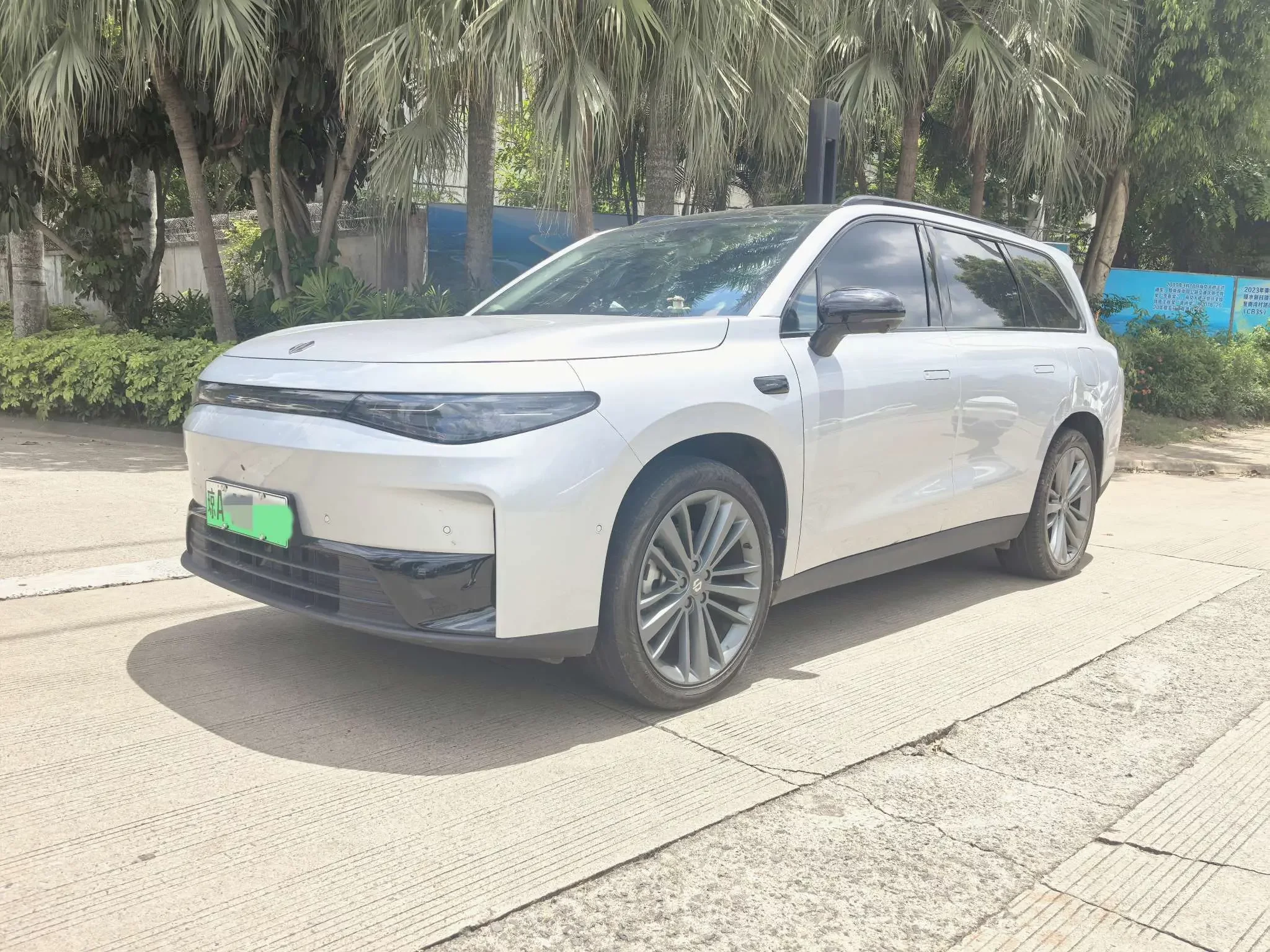 Leapmotor C16