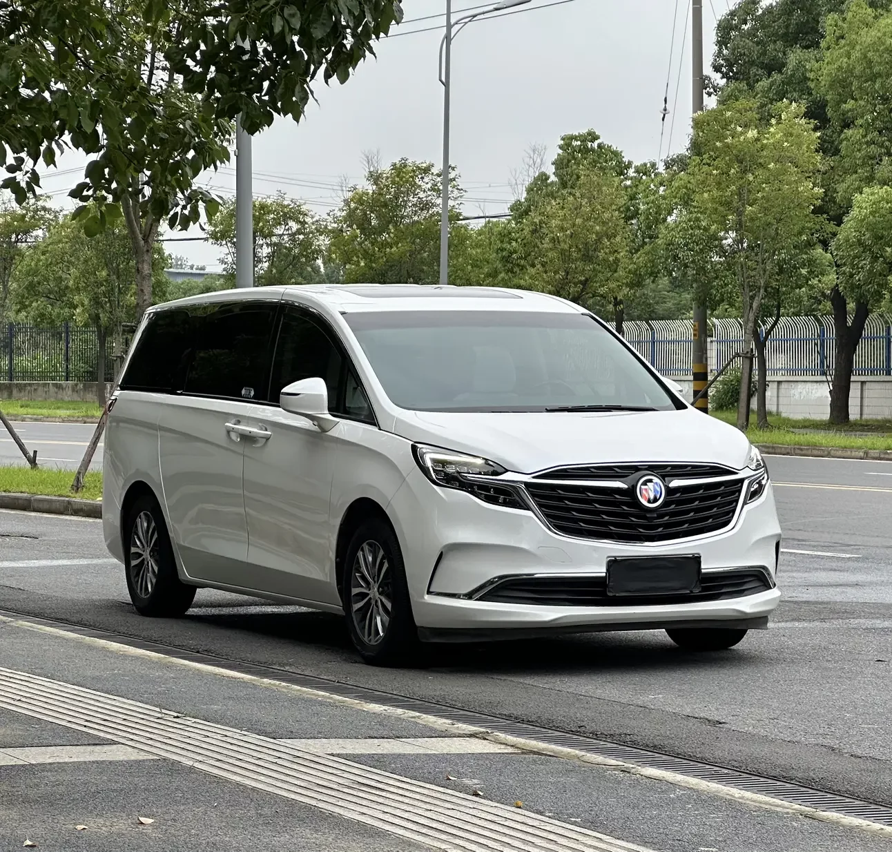 Buick GL8