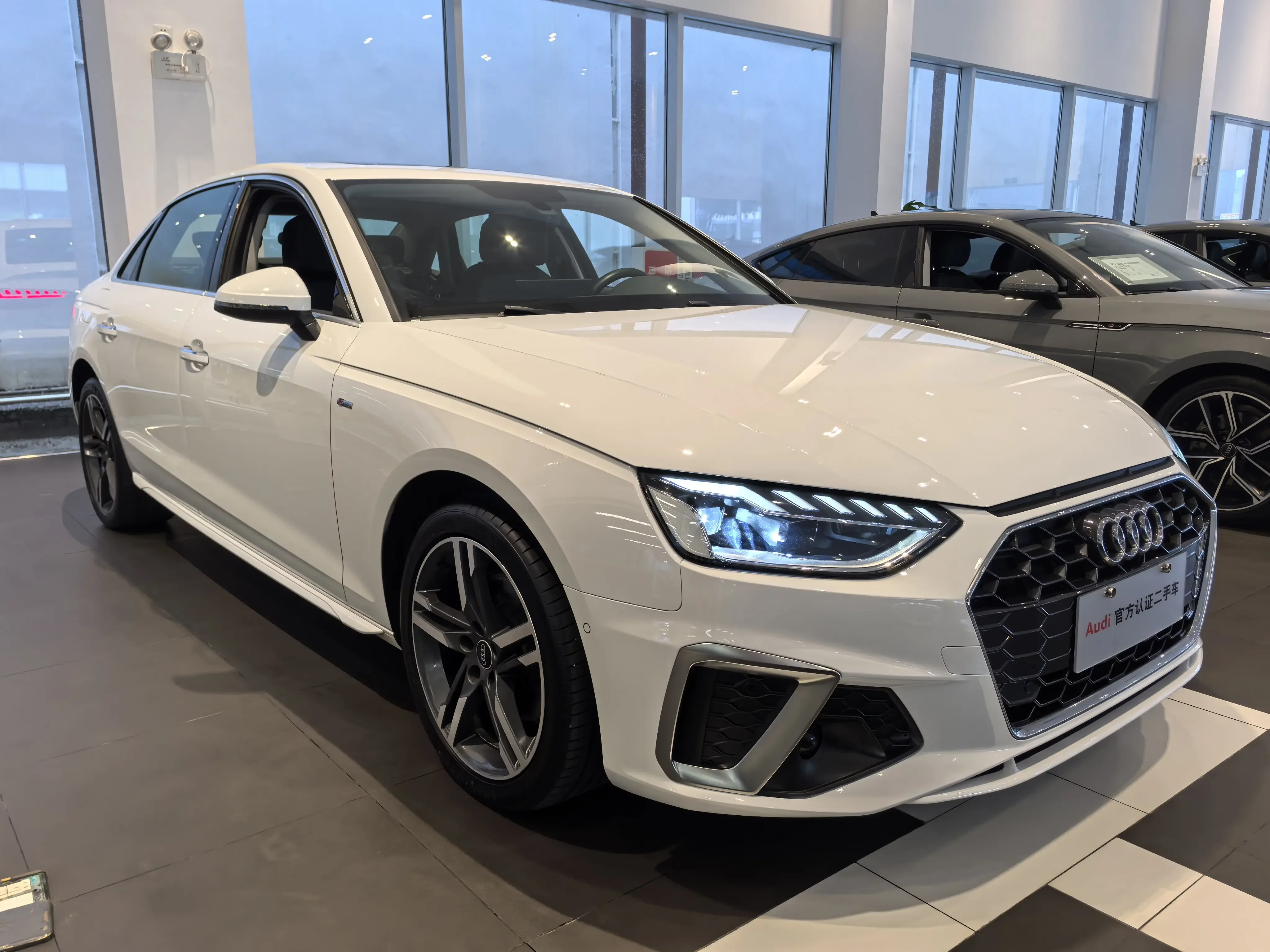 Audi A4L