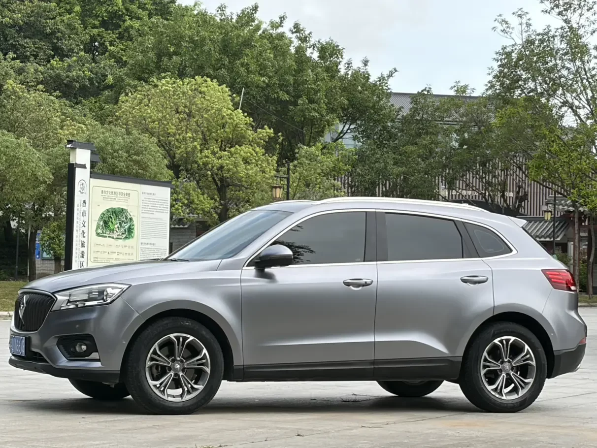 Borgward BX7