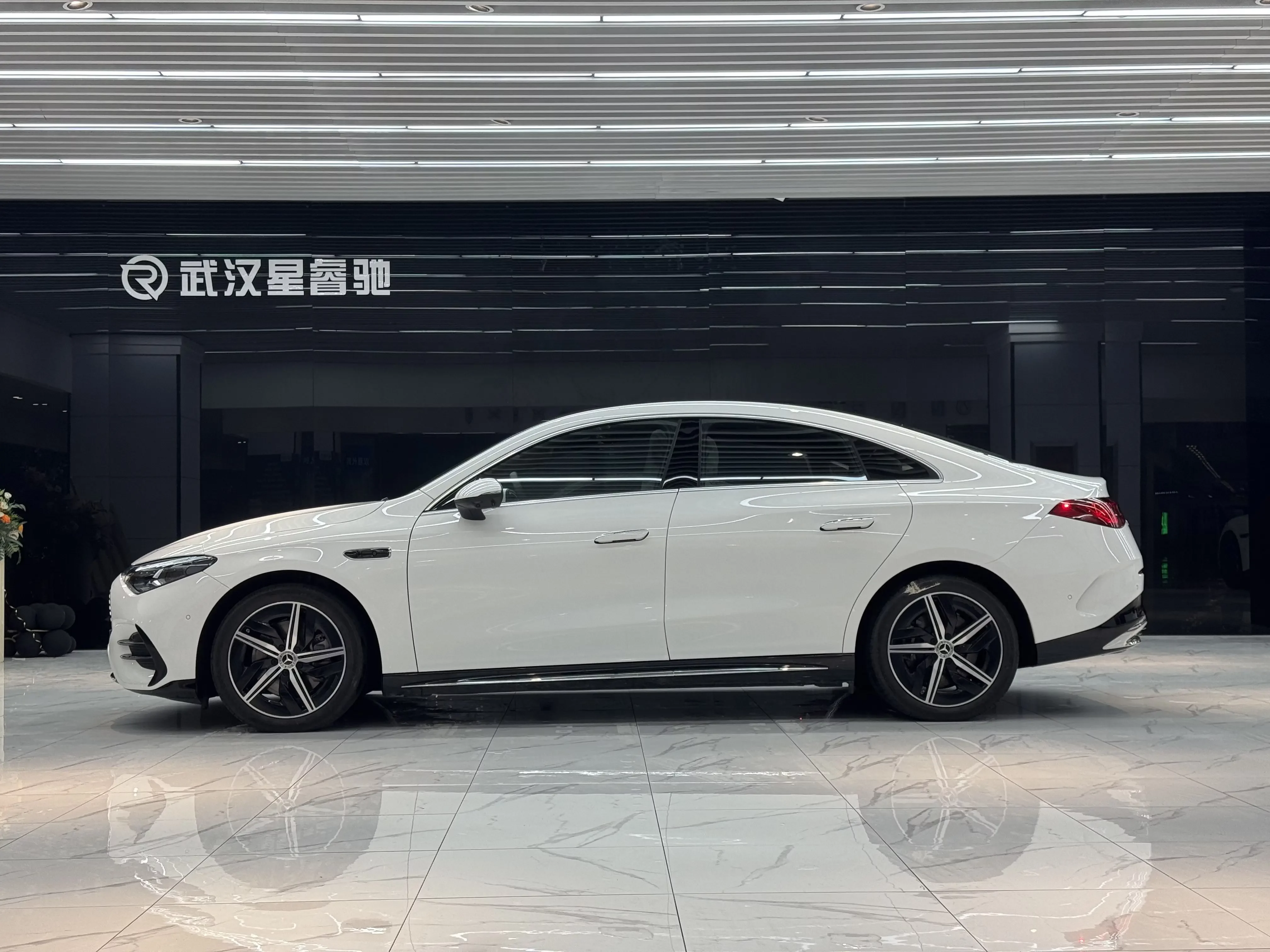 Mercedes-Benz CLA EV
