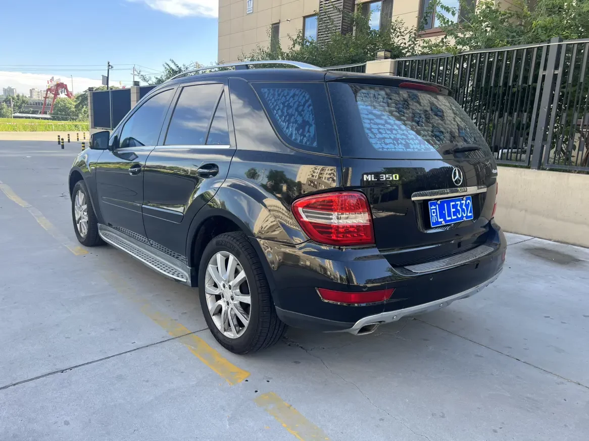Mercedes-Benz M Class