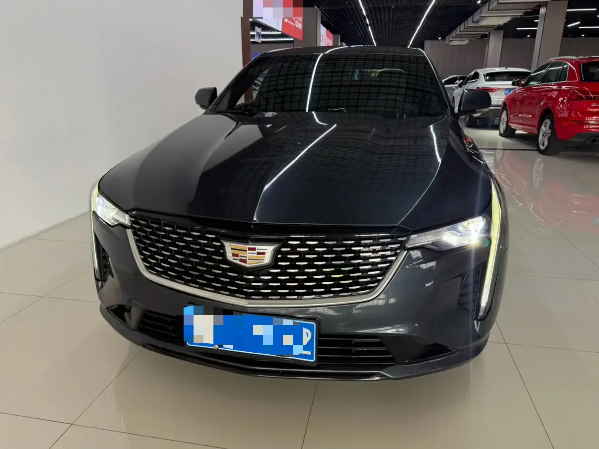 Cadillac CT4
