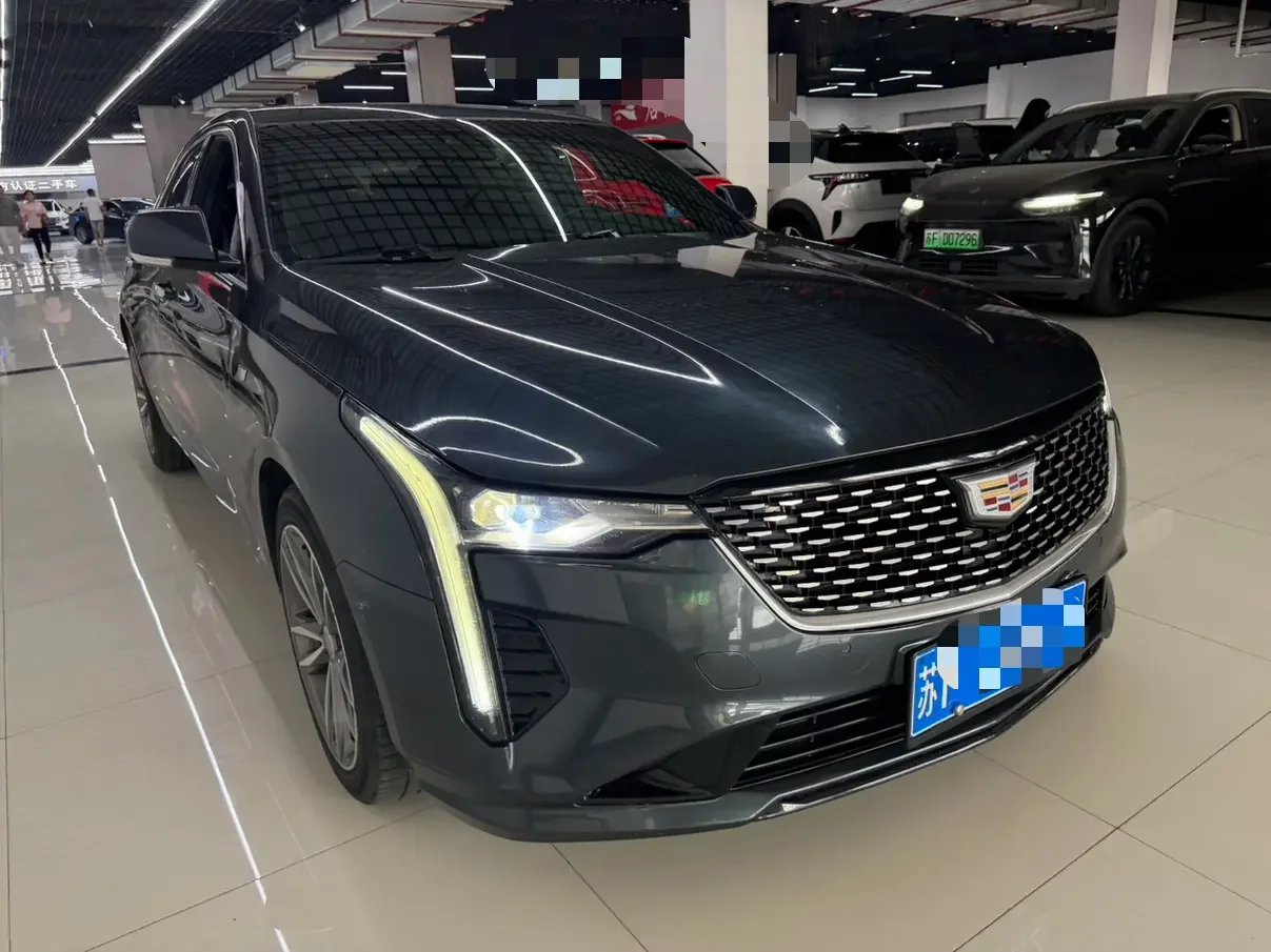 Cadillac CT4