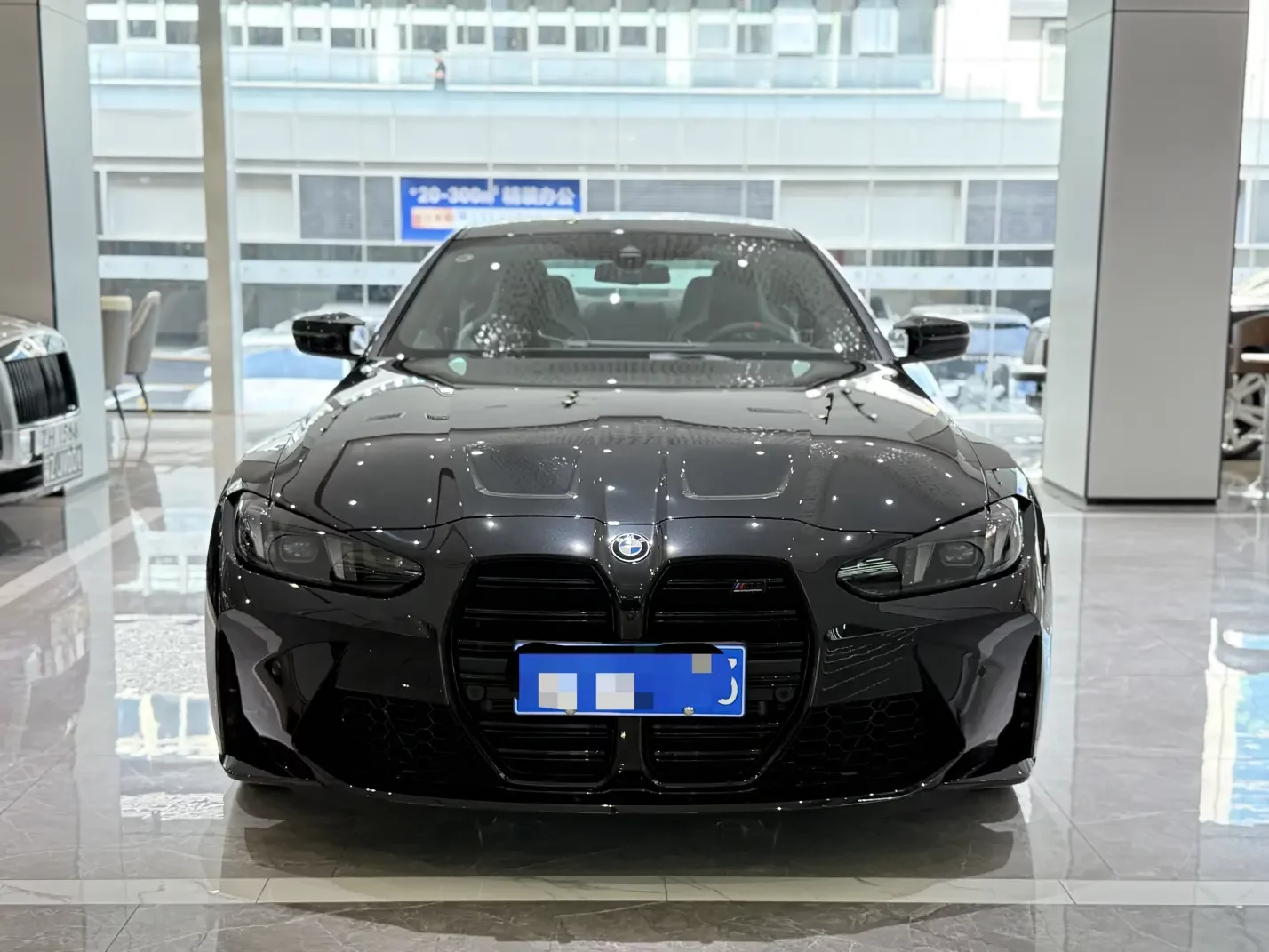 BMW M4  из Китая