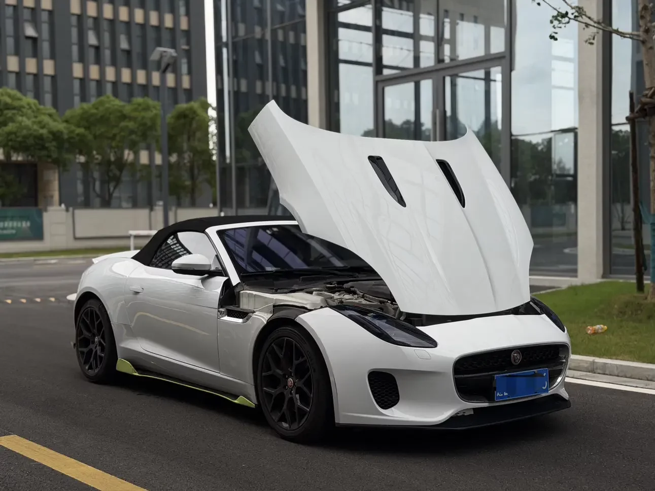 Jaguar F-TYPE