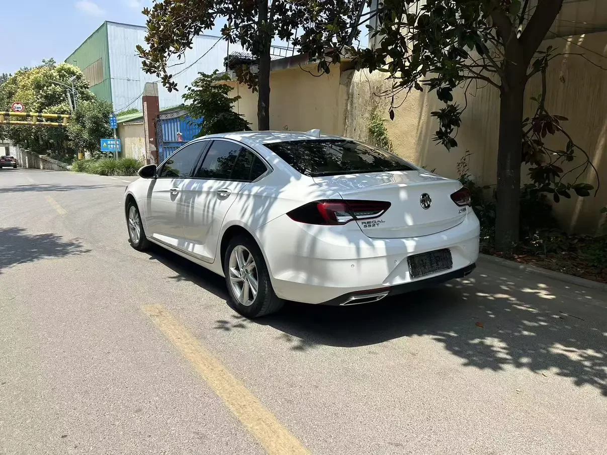Buick Majesty