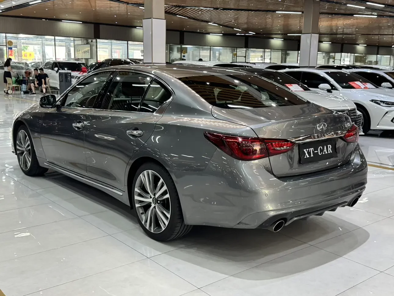 Infiniti Q50L