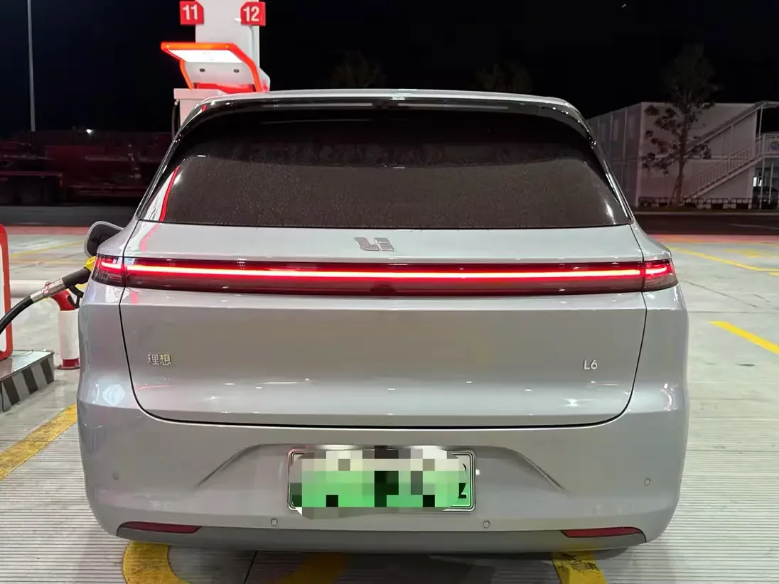 Lixiang L6