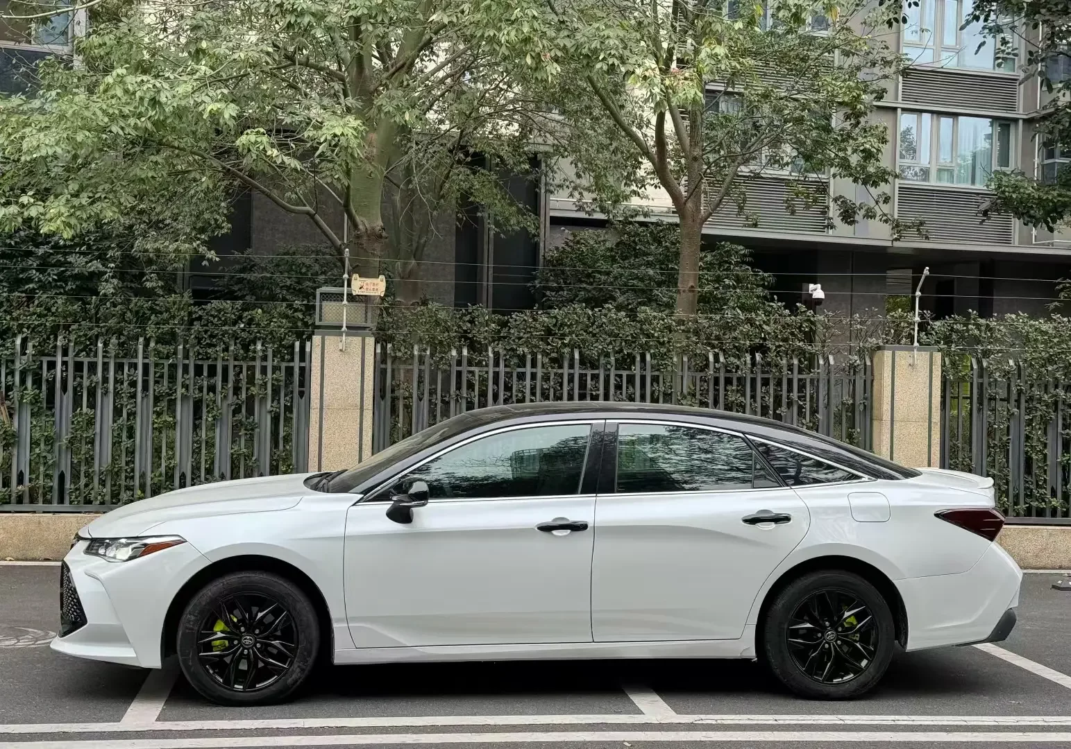 Toyota Avalon