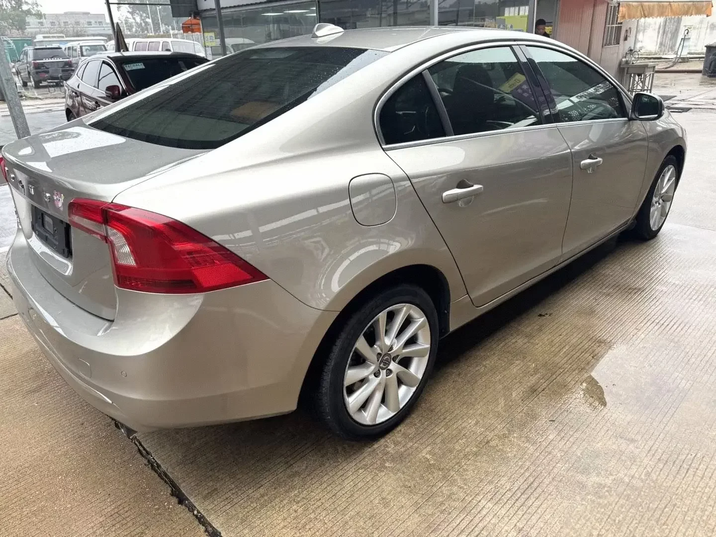 Volvo S60
