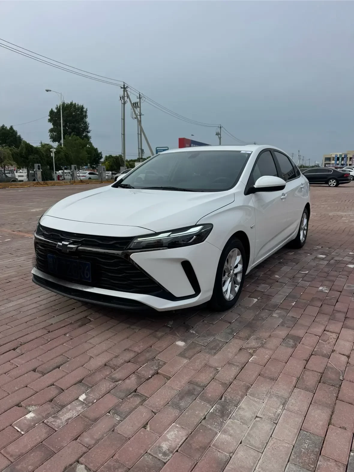 CHEVROLET CRUZE