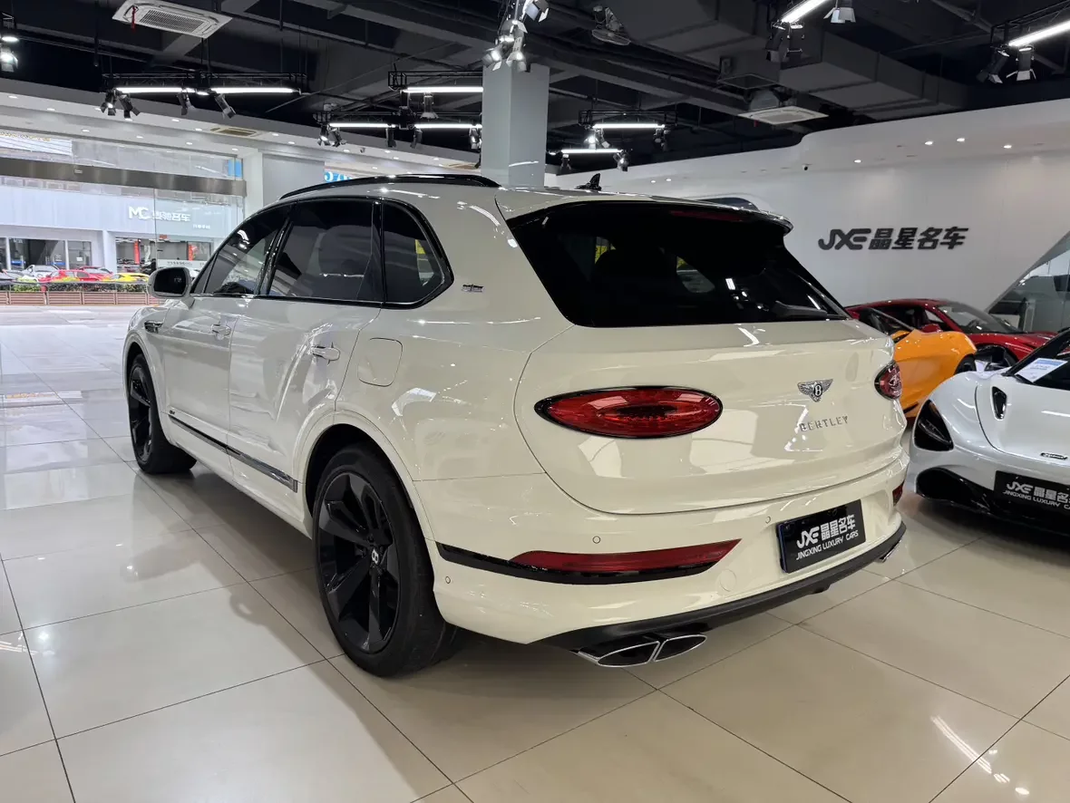 Bentley Bentayga PHEV