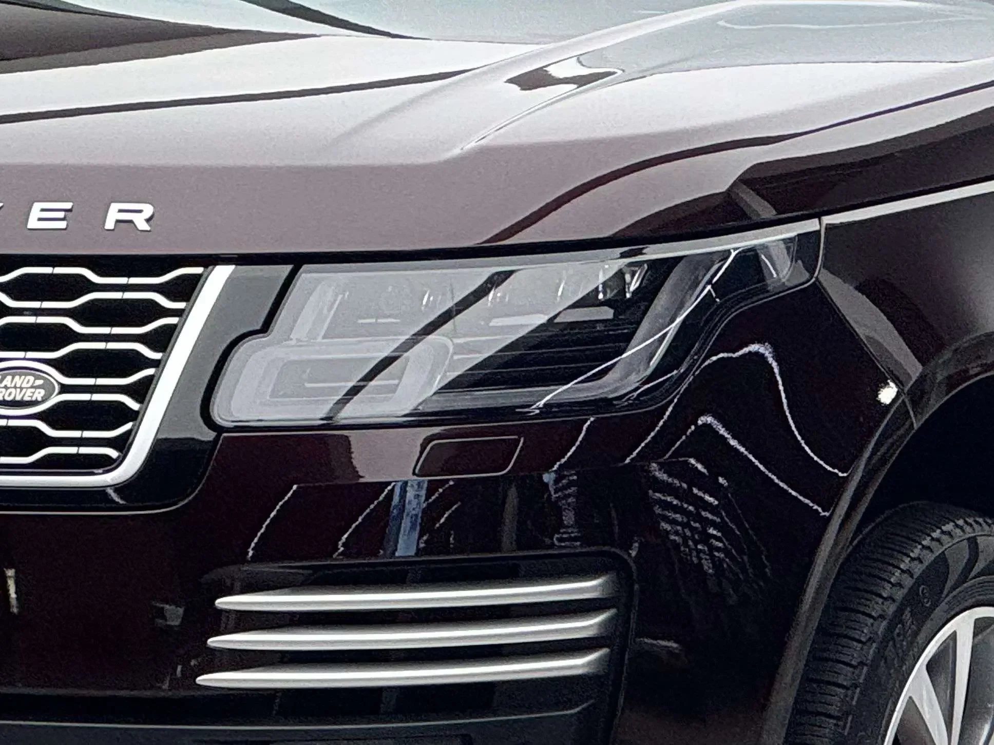 Land Rover range rover