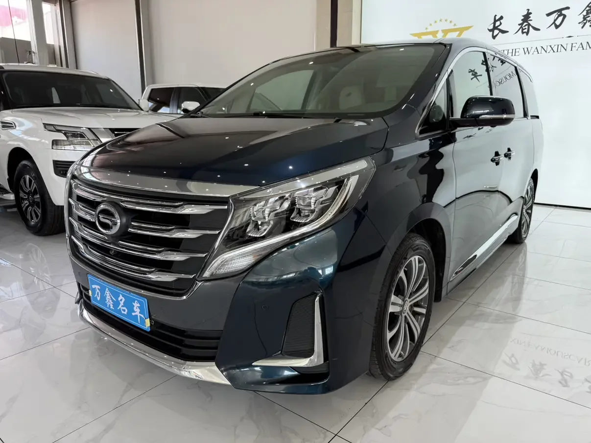 GAC Trumpchi M8  из Китая