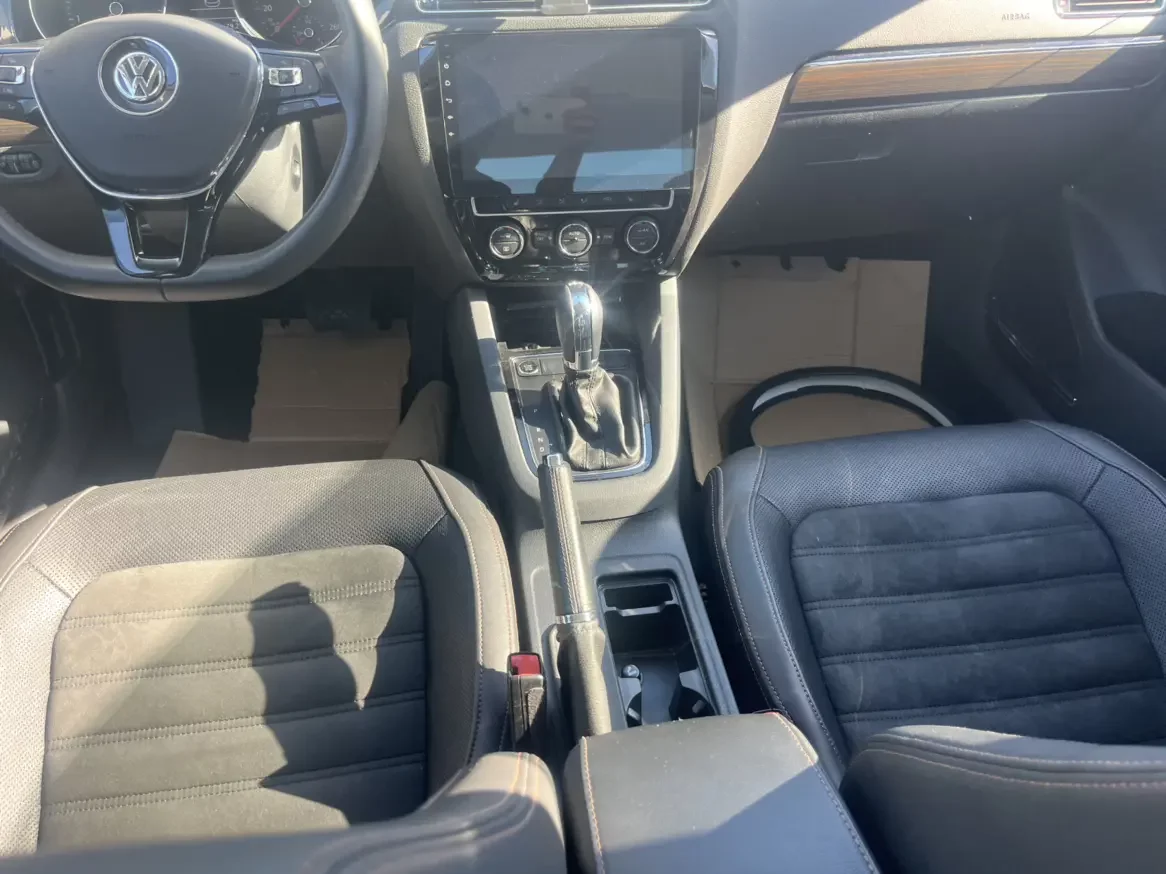 Volkswagen Sagitar