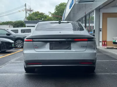 NIO ET7