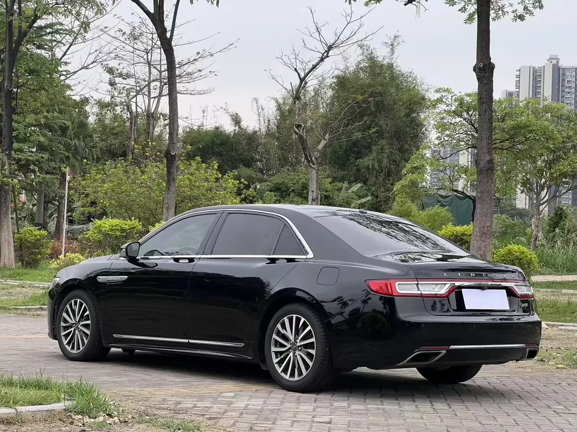 Lincoln Continental