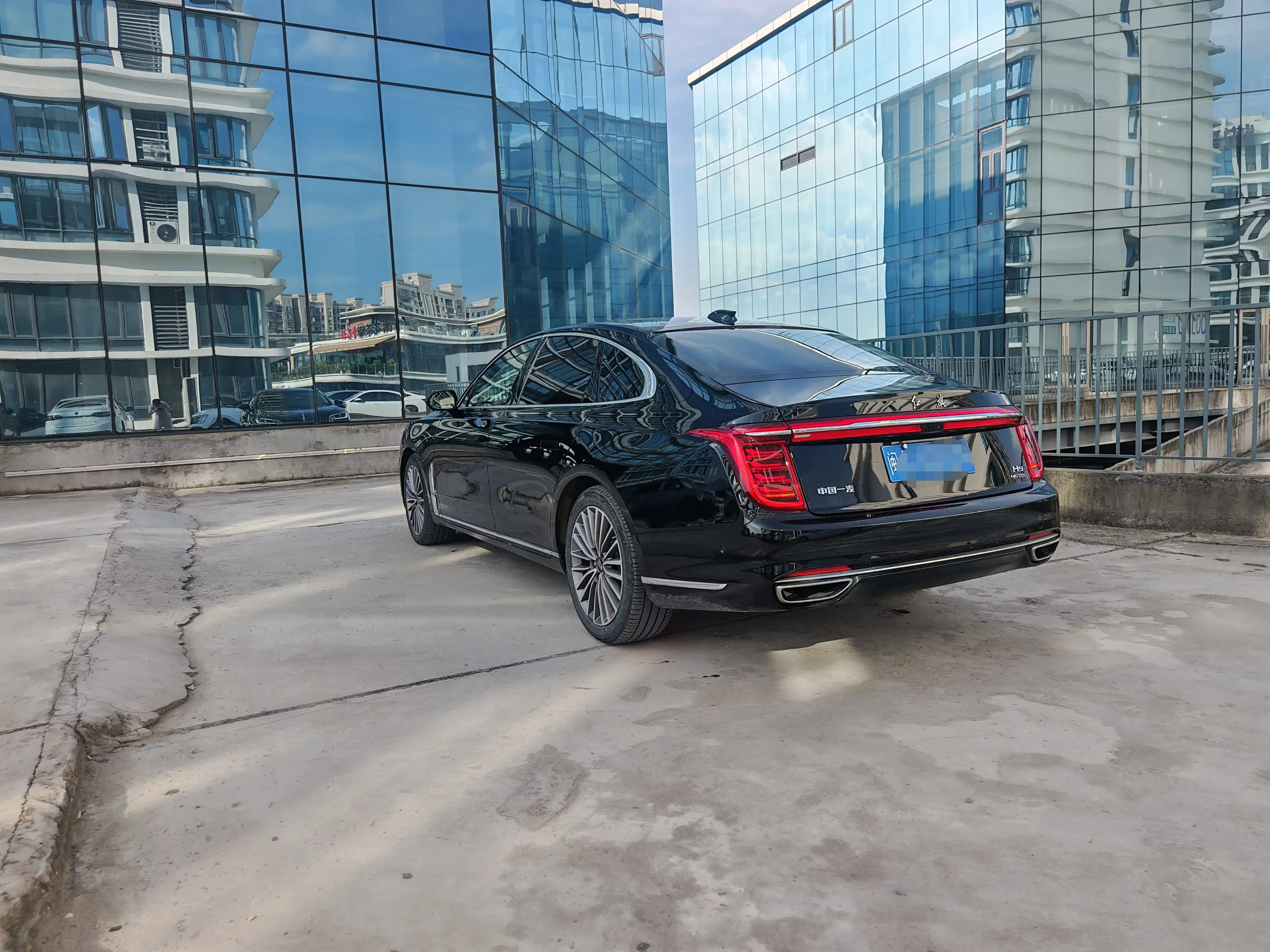 Hongqi H9