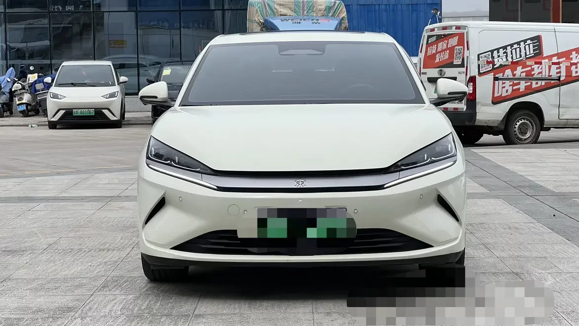 BYD Qin L EV