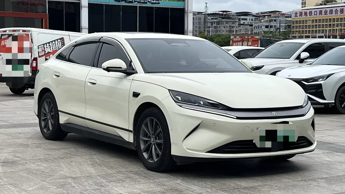 BYD Qin L EV
