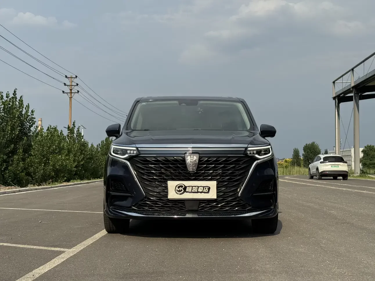 Roewe iMAX8