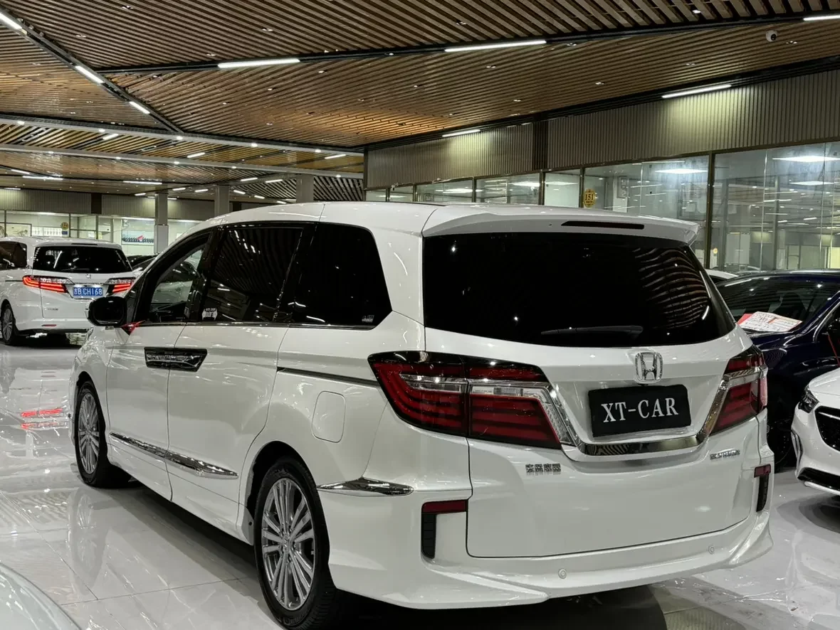 Honda Elysion
