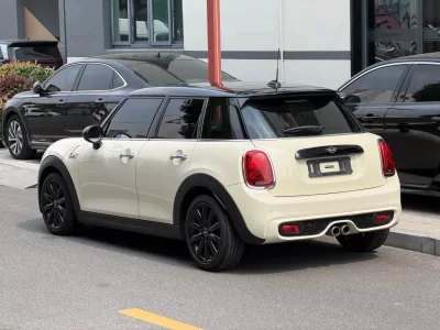 MINI 
