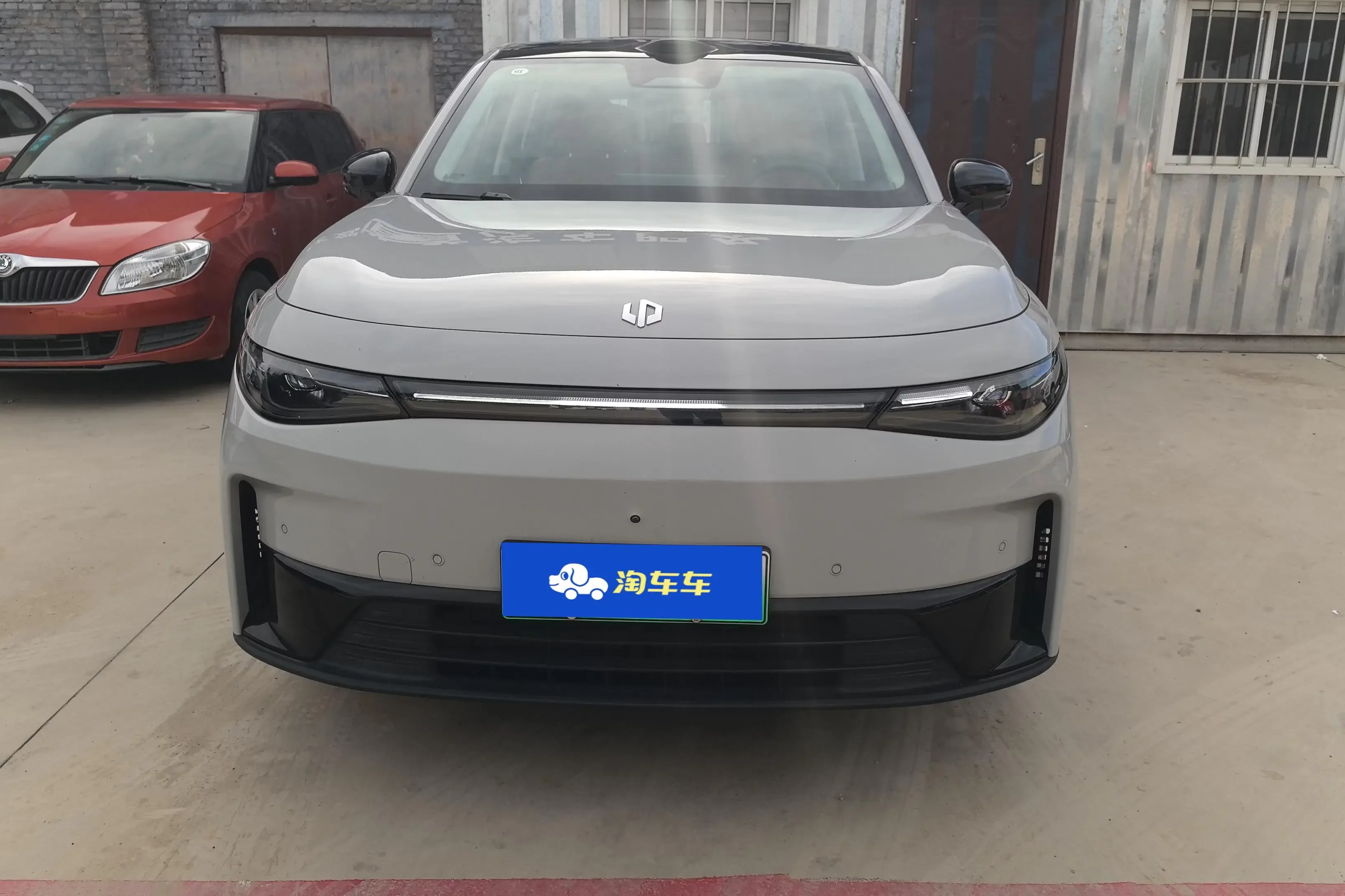 Leapmotor Zero running C10