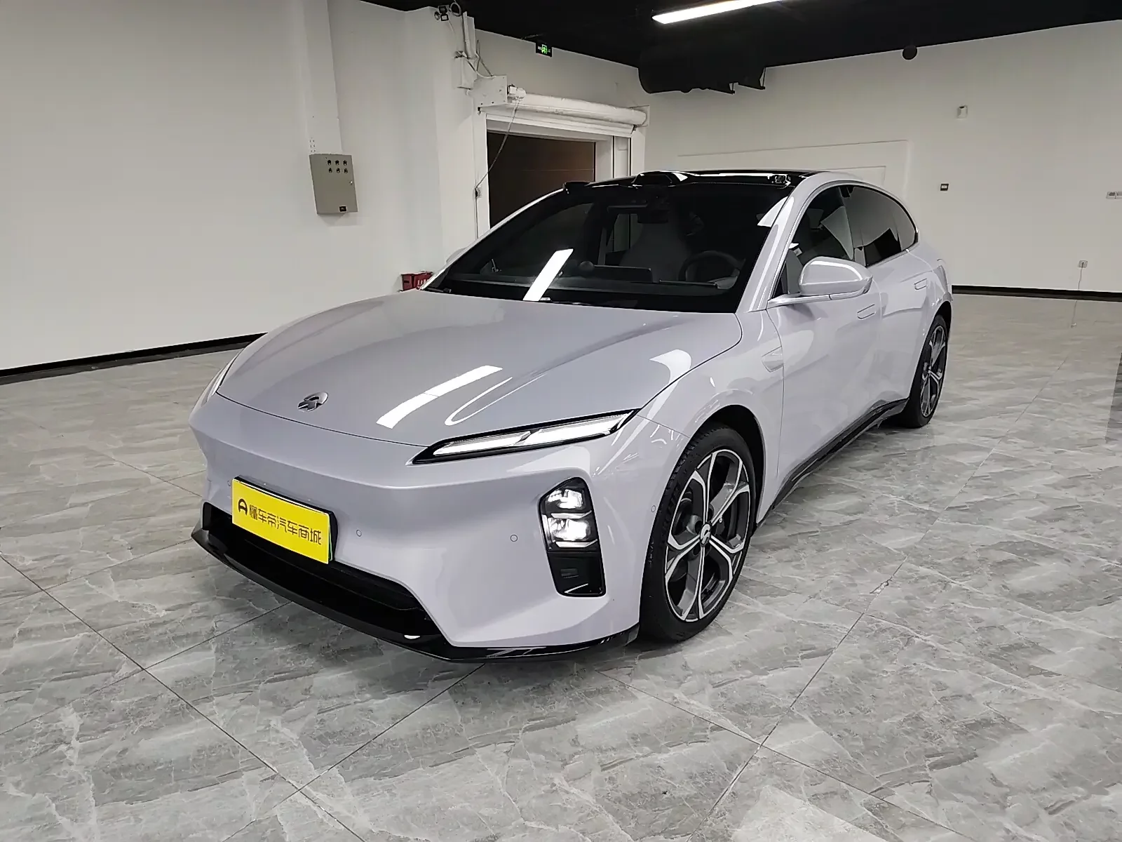 NIO ET5T