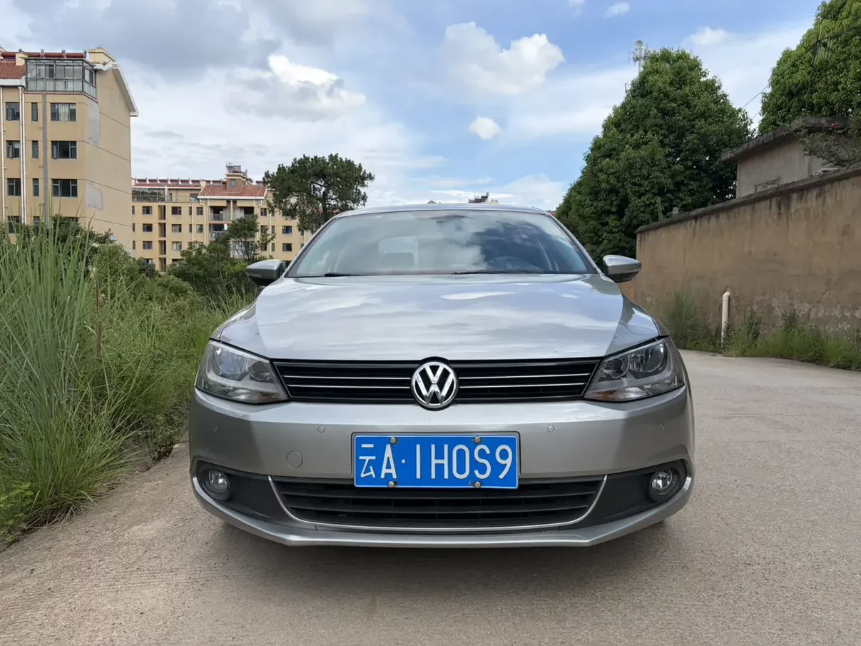 Volkswagen Sagitar